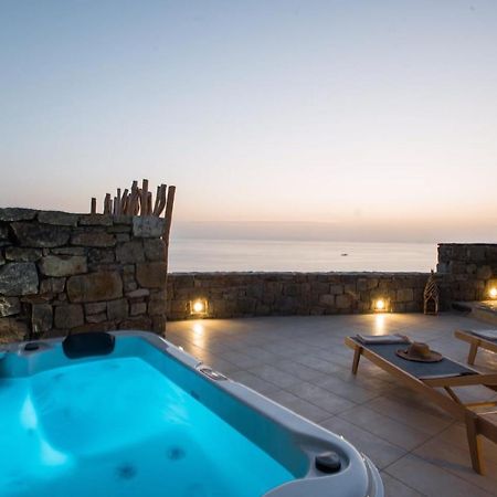 Gorgeous Studio In Cycladic Architecture Overlooking The Aegean Apartment Houlakia  Exterior photo